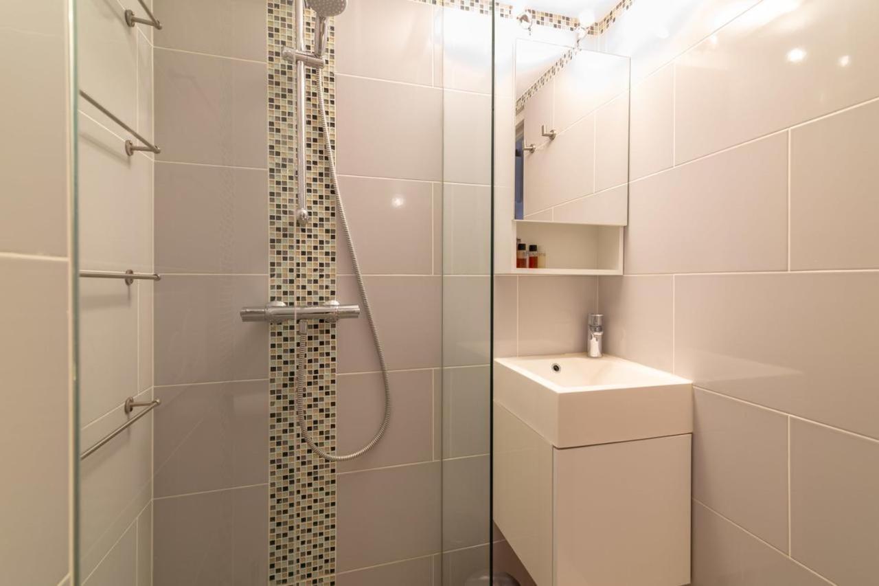Beautiful And Cozy Apartment In The Heart Of Канны Экстерьер фото